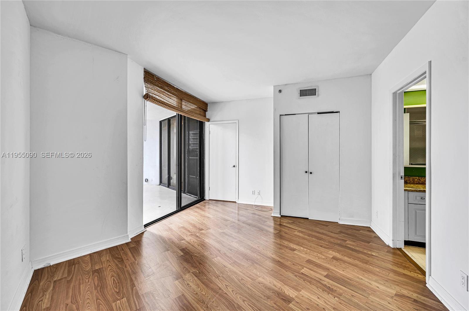 20281 E Country Club Dr #210, Aventura FL 33180