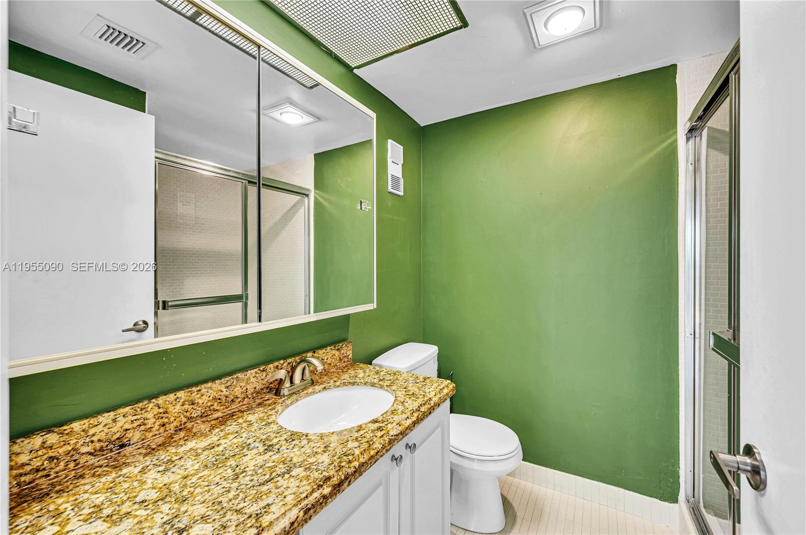 20281 E Country Club Dr #210, Aventura FL 33180