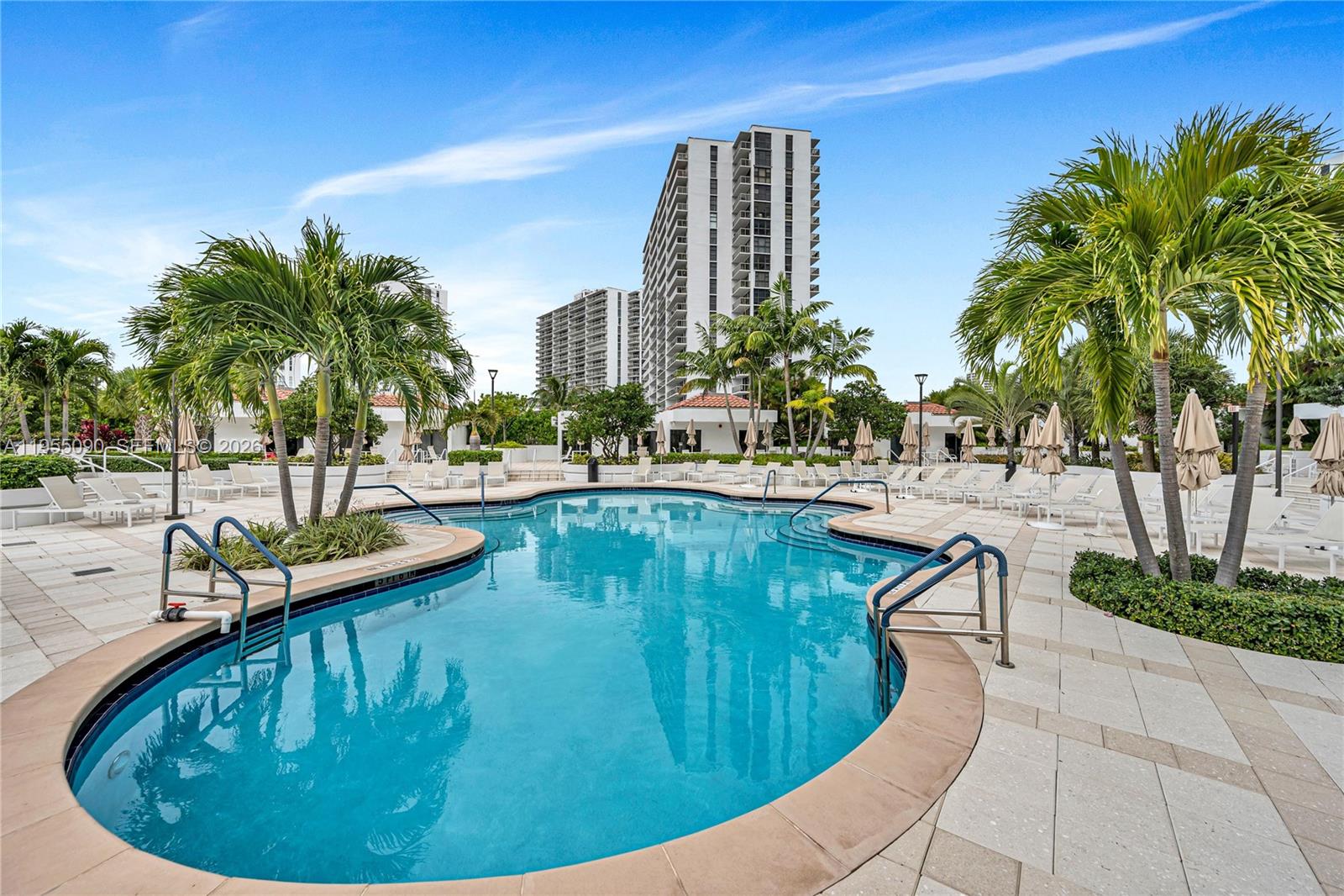 20281 E Country Club Dr #210, Aventura FL 33180