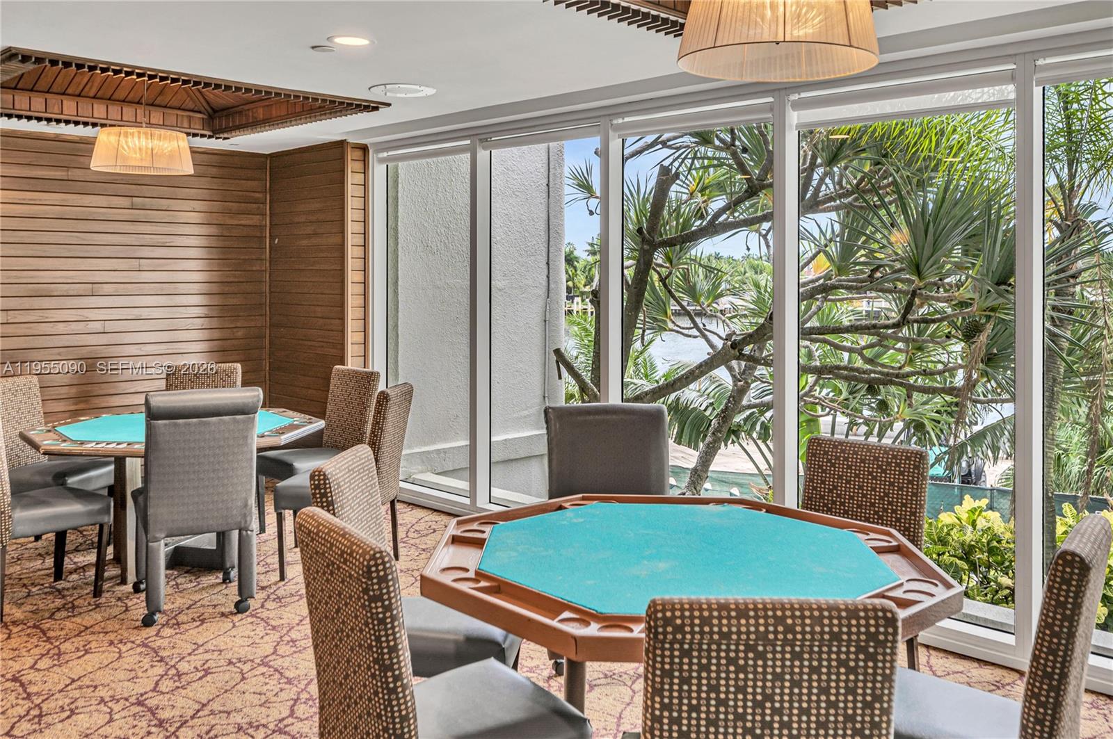 20281 E Country Club Dr #210, Aventura FL 33180