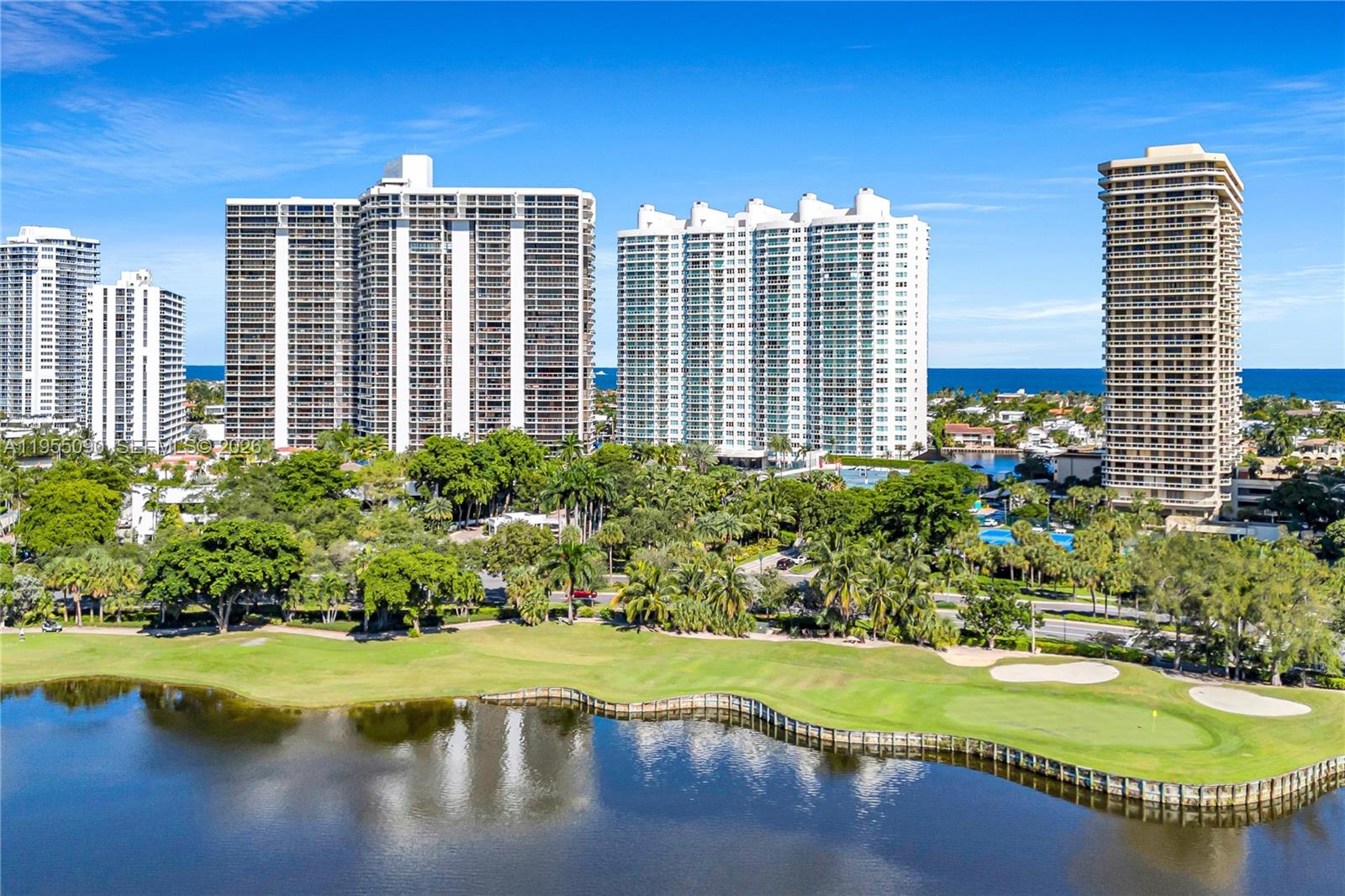 20281 E Country Club Dr #210, Aventura FL 33180