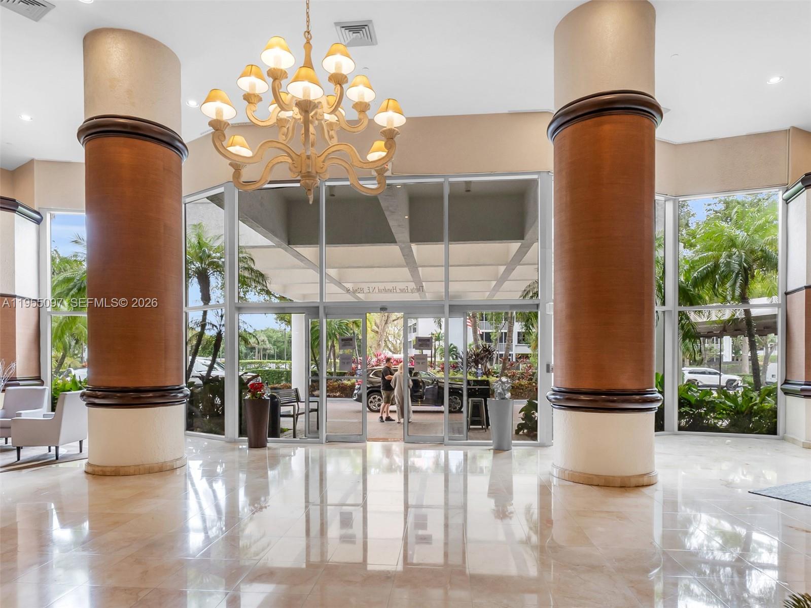 3400 NE 192nd St #910, Aventura FL 33180