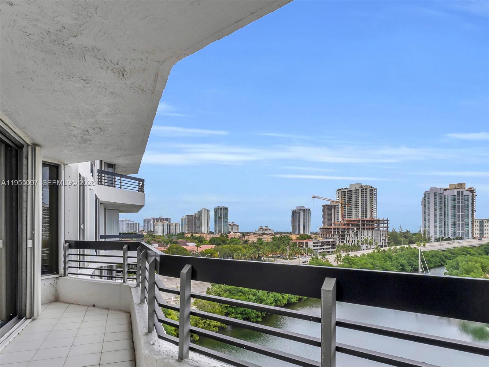 3400 NE 192nd St #910, Aventura FL 33180