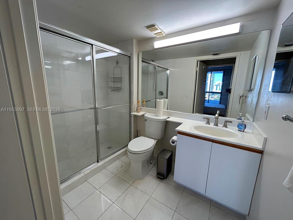 3400 NE 192nd St #910, Aventura FL 33180