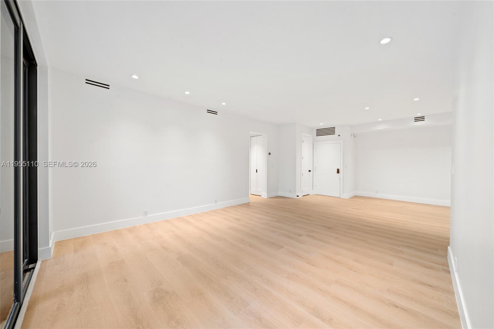 1111 Crandon Blvd #B103, Key Biscayne FL 33149