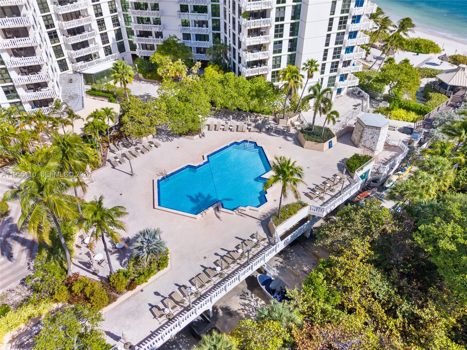1111 Crandon Blvd #B103, Key Biscayne FL 33149