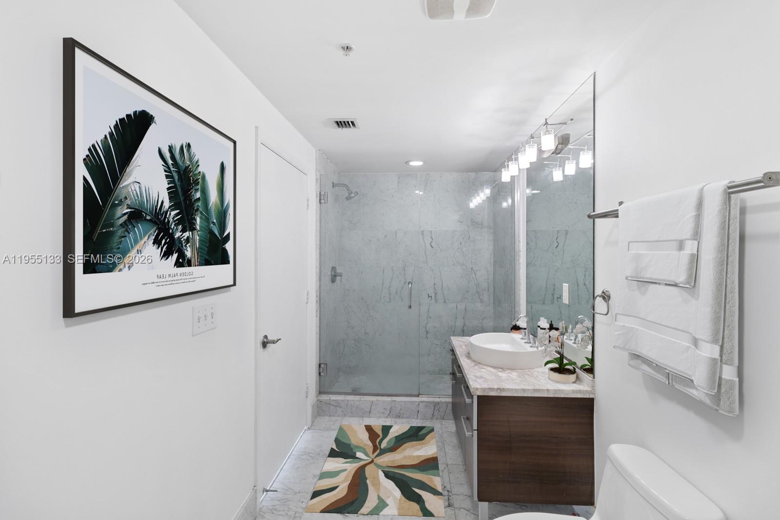 244 Biscayne Blvd #3104, Miami FL 33132