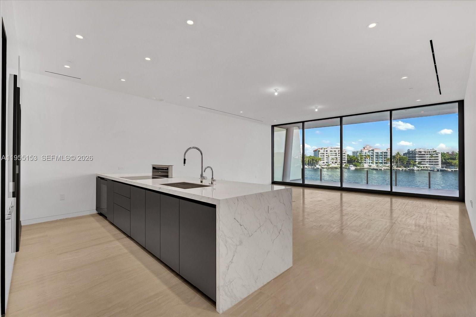 5 Grove Isle #L305, Coconut Grove FL 33133