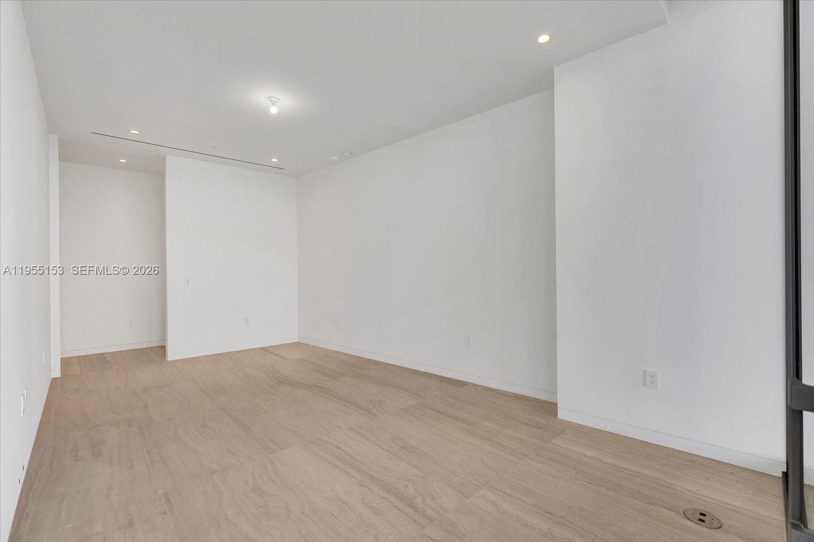 5 Grove Isle #L305, Coconut Grove FL 33133