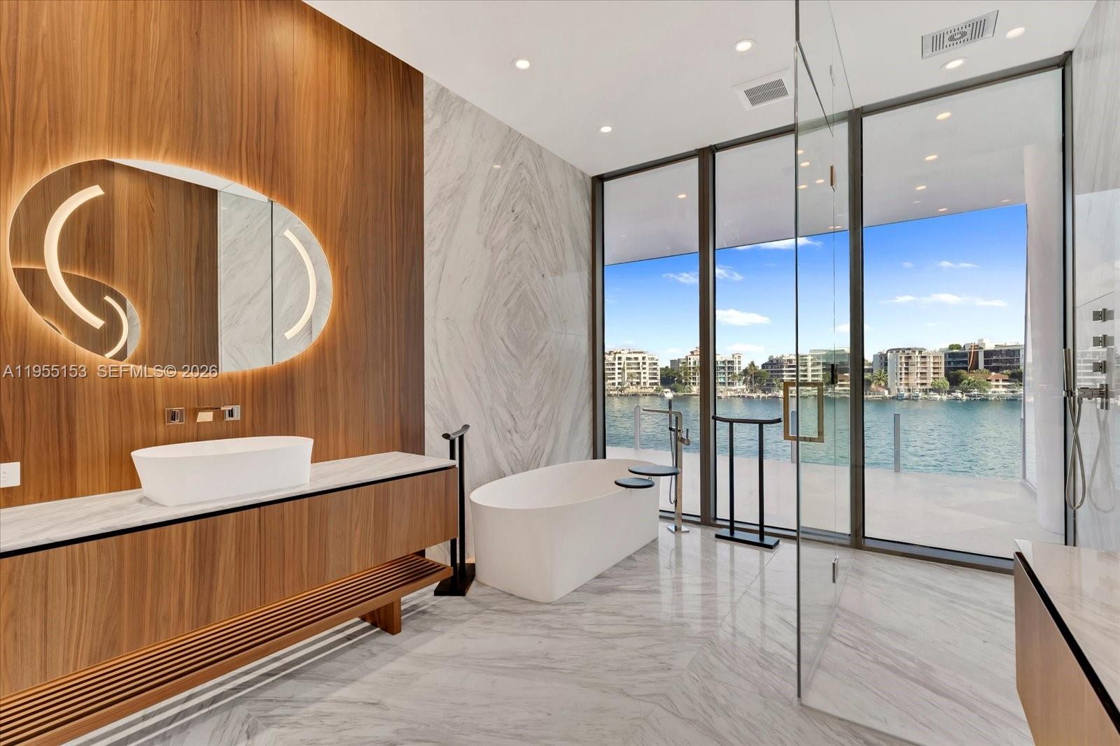 5 Grove Isle #L305, Coconut Grove FL 33133