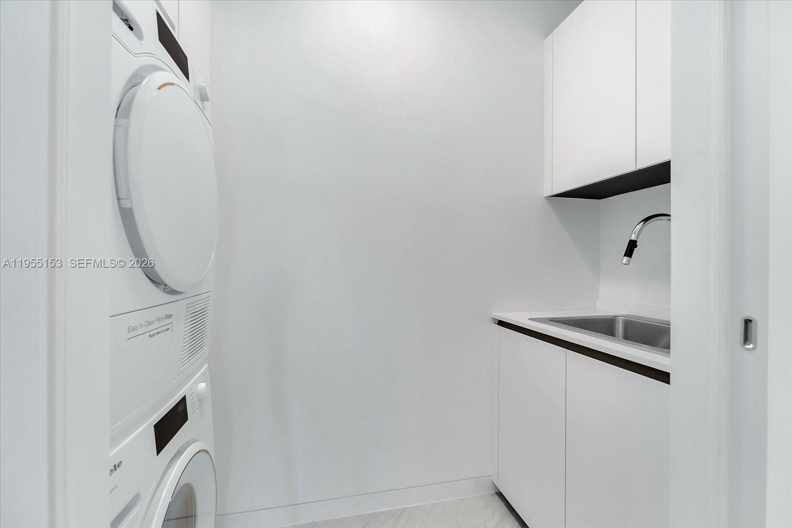 5 Grove Isle #L305, Coconut Grove FL 33133