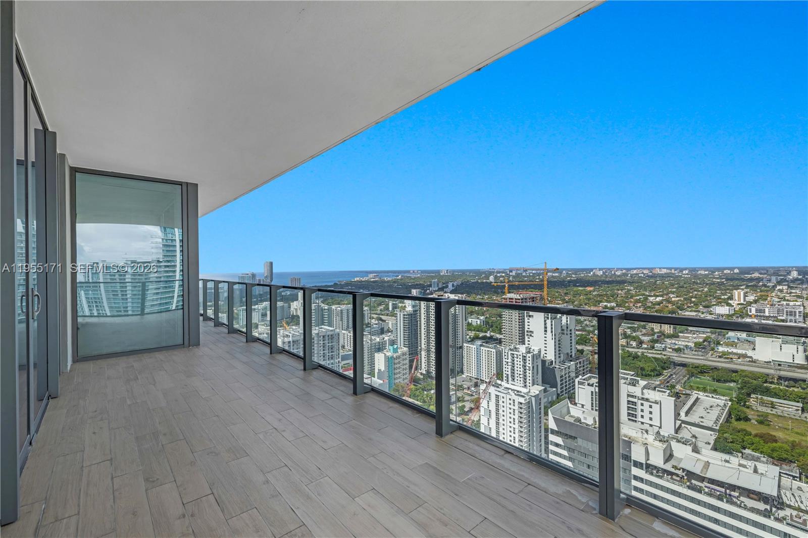 88 SW 7th St #3711, Miami FL 33130