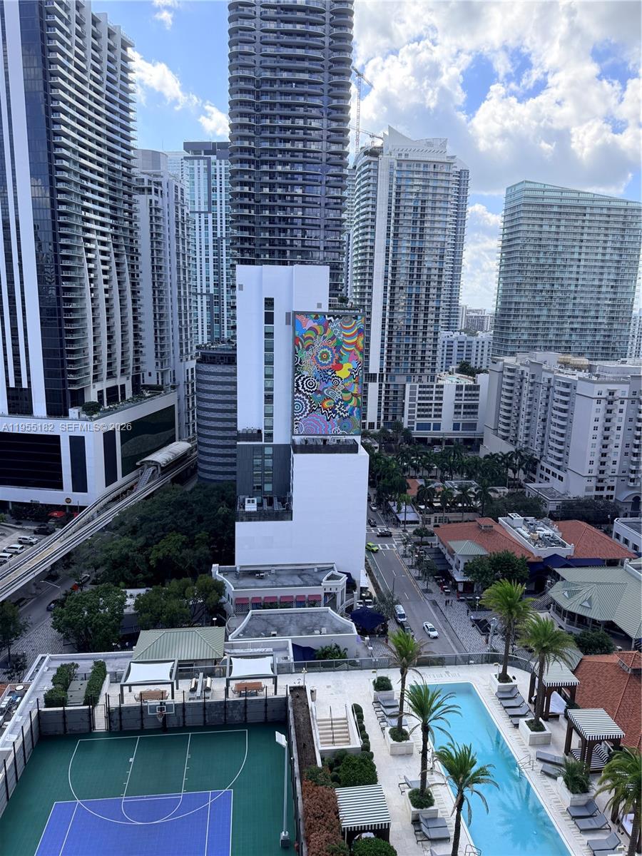 801 S Miami Ave #2002, Miami FL 33130