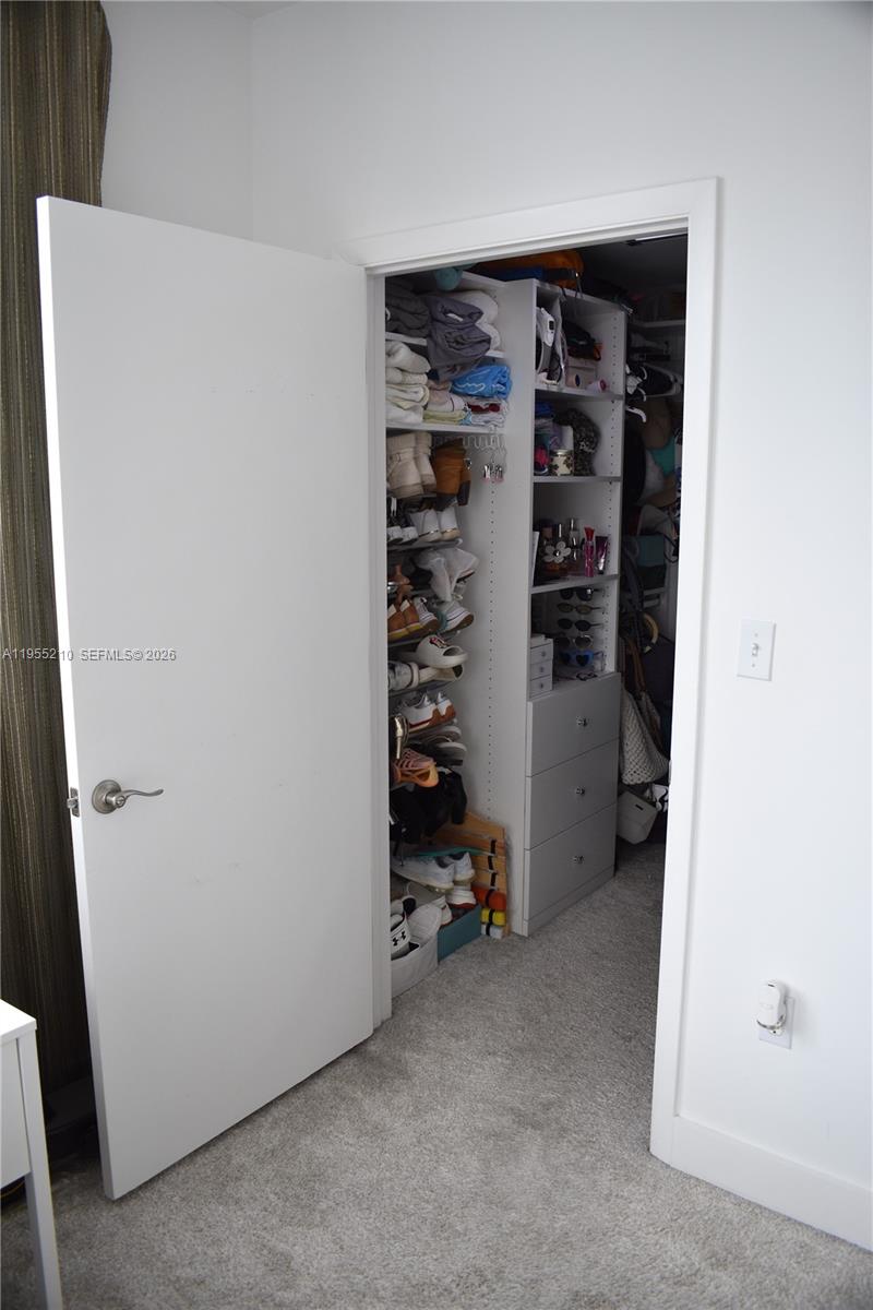 253 NE 2nd St #2402, Miami FL 33132