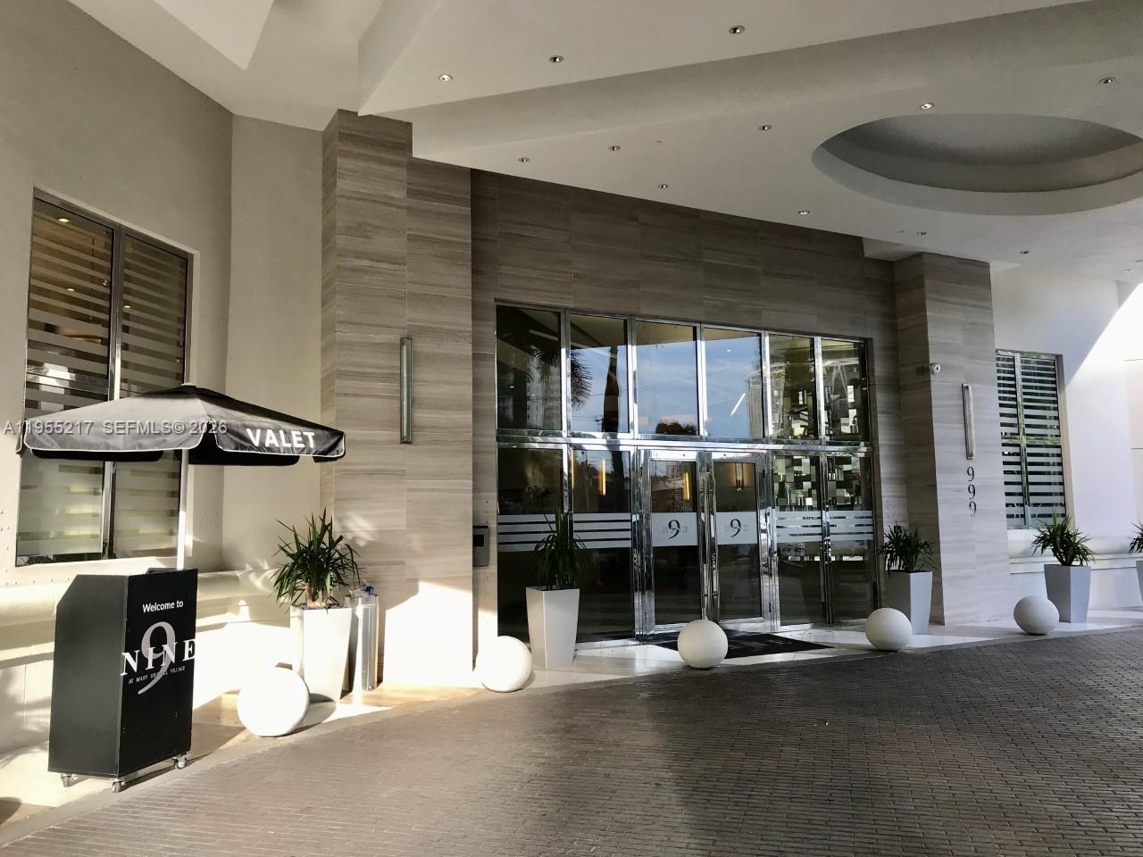999 SW 1st Ave #3117, Miami FL 33130