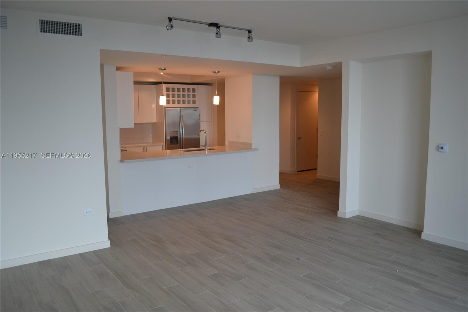 999 SW 1st Ave #3117, Miami FL 33130