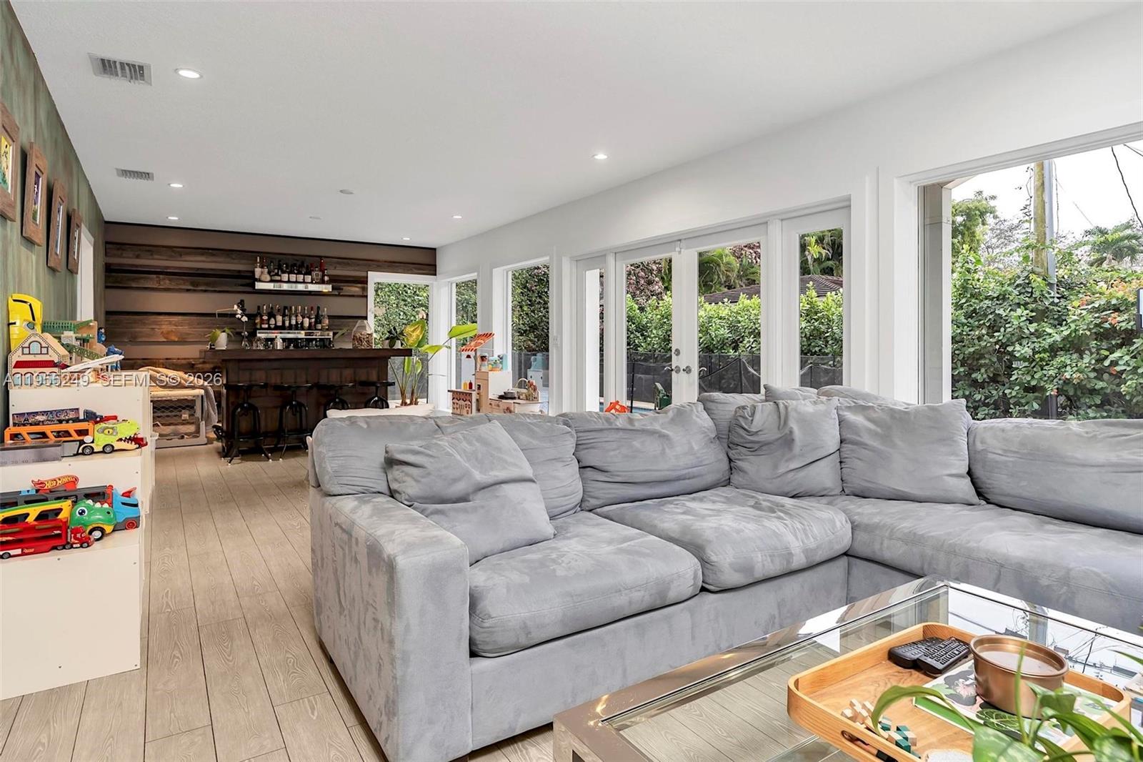 1444 Mendavia Ave, Coral Gables FL 33146