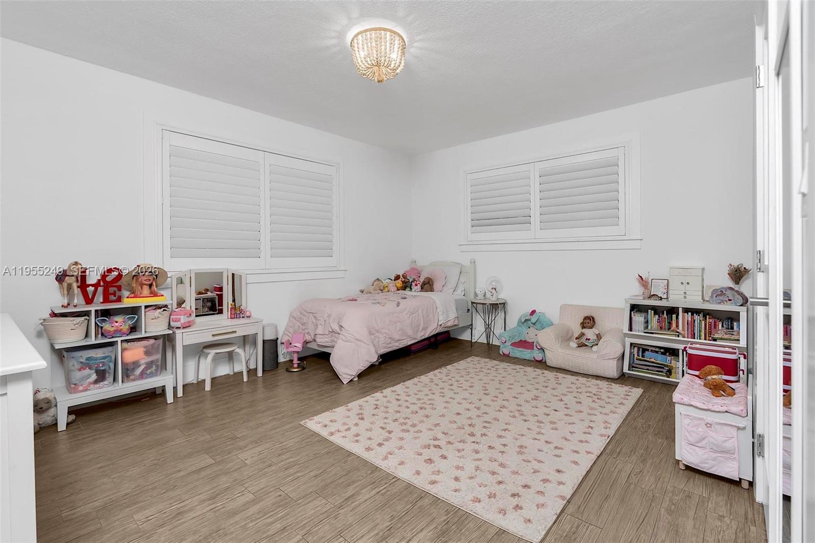 1444 Mendavia Ave, Coral Gables FL 33146