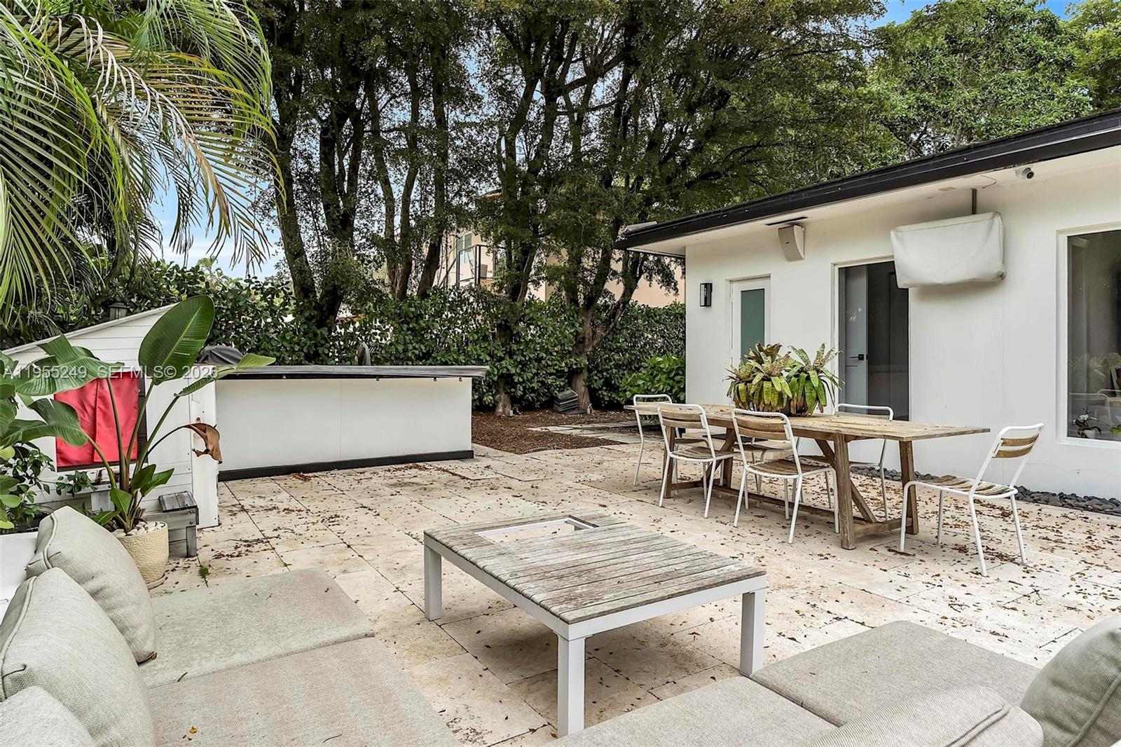 1444 Mendavia Ave, Coral Gables FL 33146