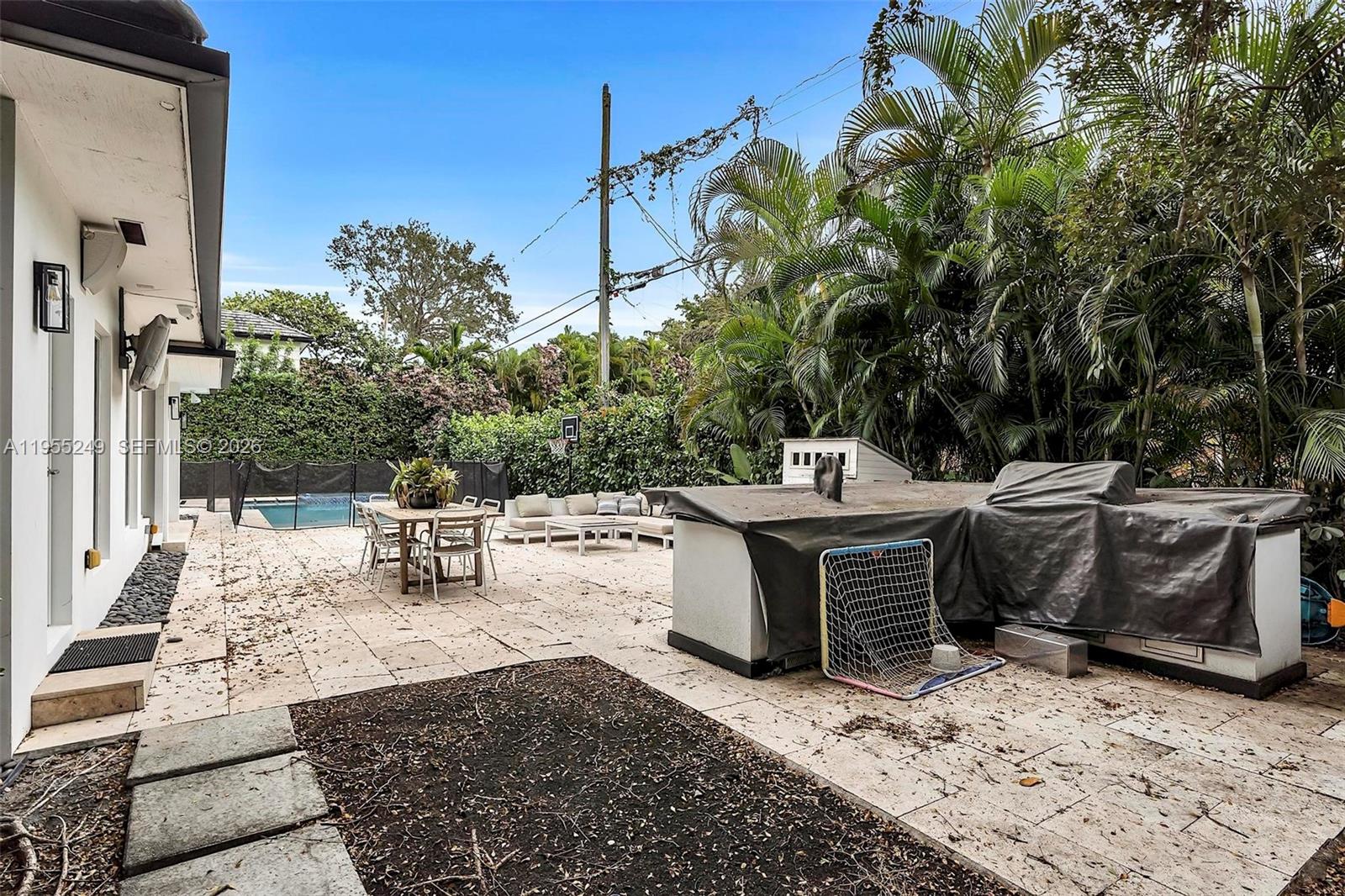1444 Mendavia Ave, Coral Gables FL 33146