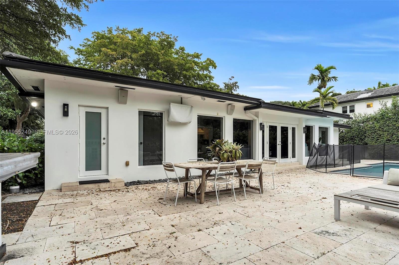 1444 Mendavia Ave, Coral Gables FL 33146