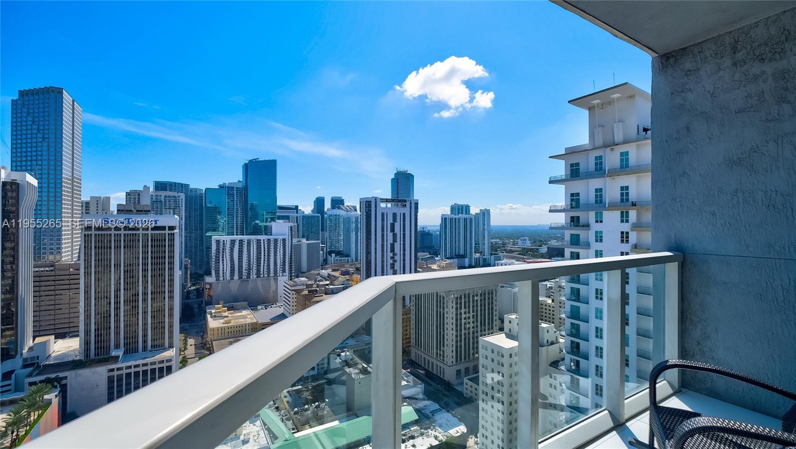 253 NE 2nd St #3509, Miami FL 33132