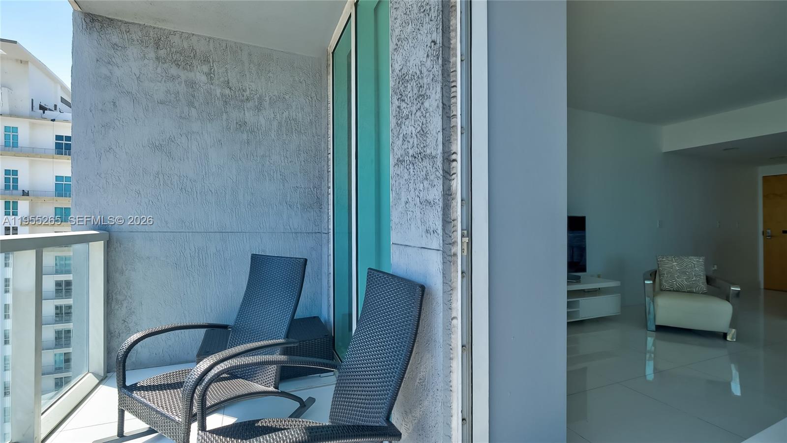 253 NE 2nd St #3509, Miami FL 33132