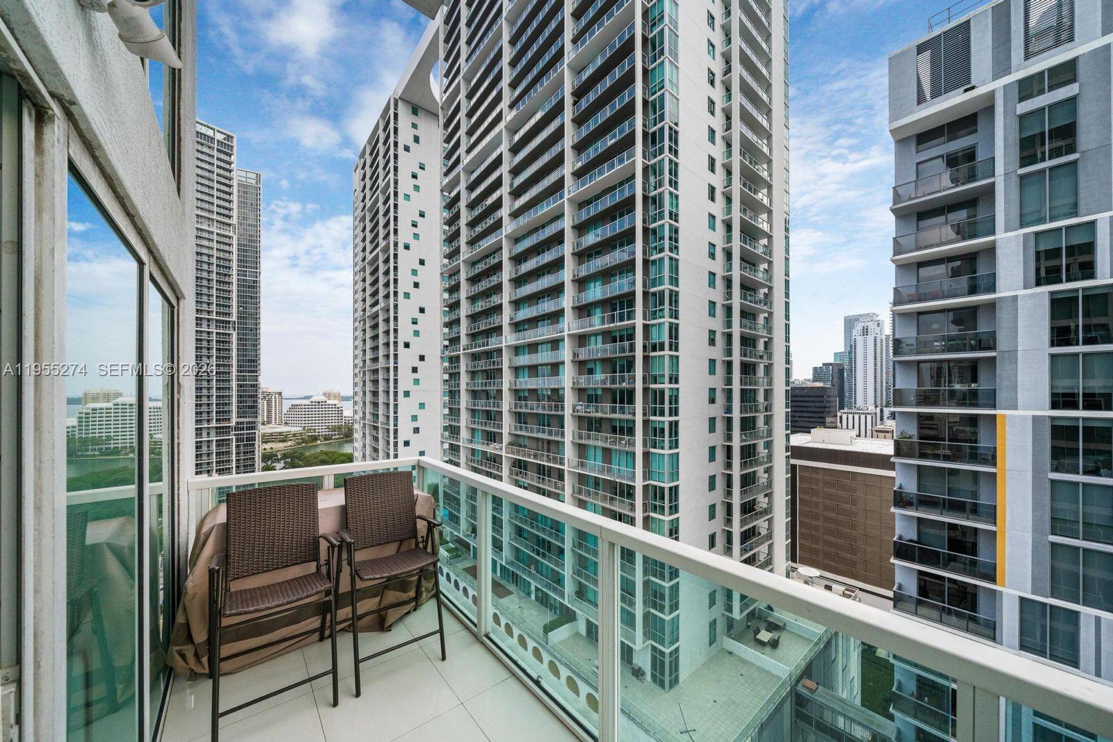 41 SE 5th St #1202, Miami FL 33131