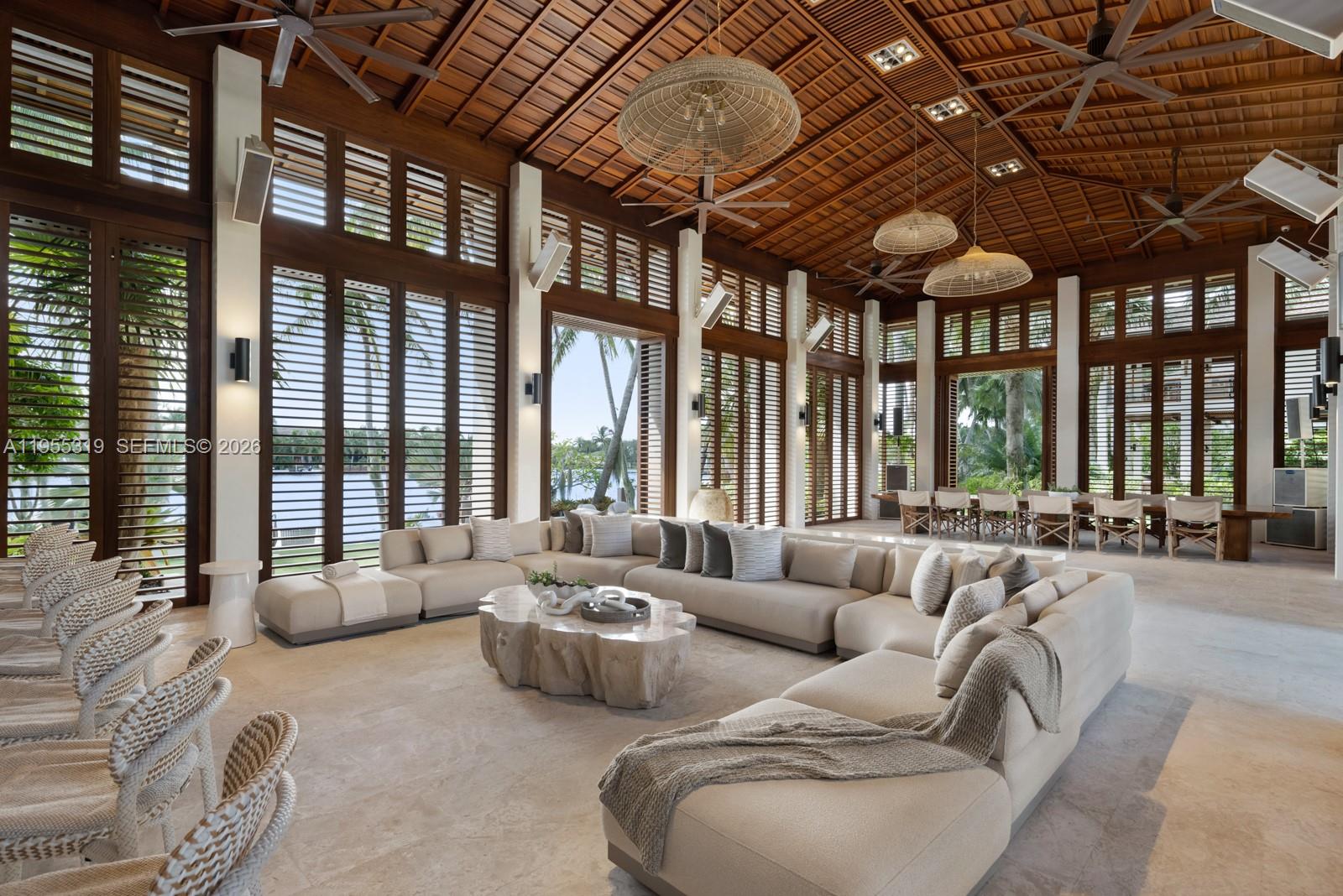 600-620 Arvida Pkwy, Coral Gables FL 33156