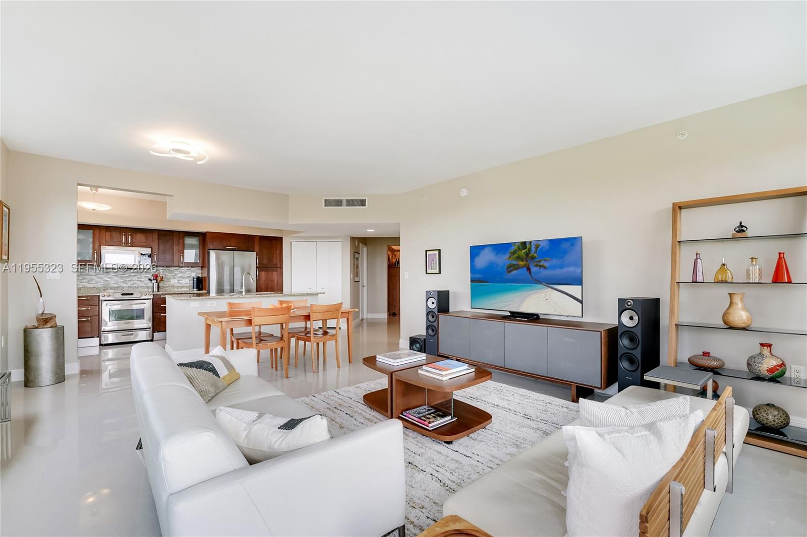 19900 E Country Club Dr #702, Aventura FL 33180