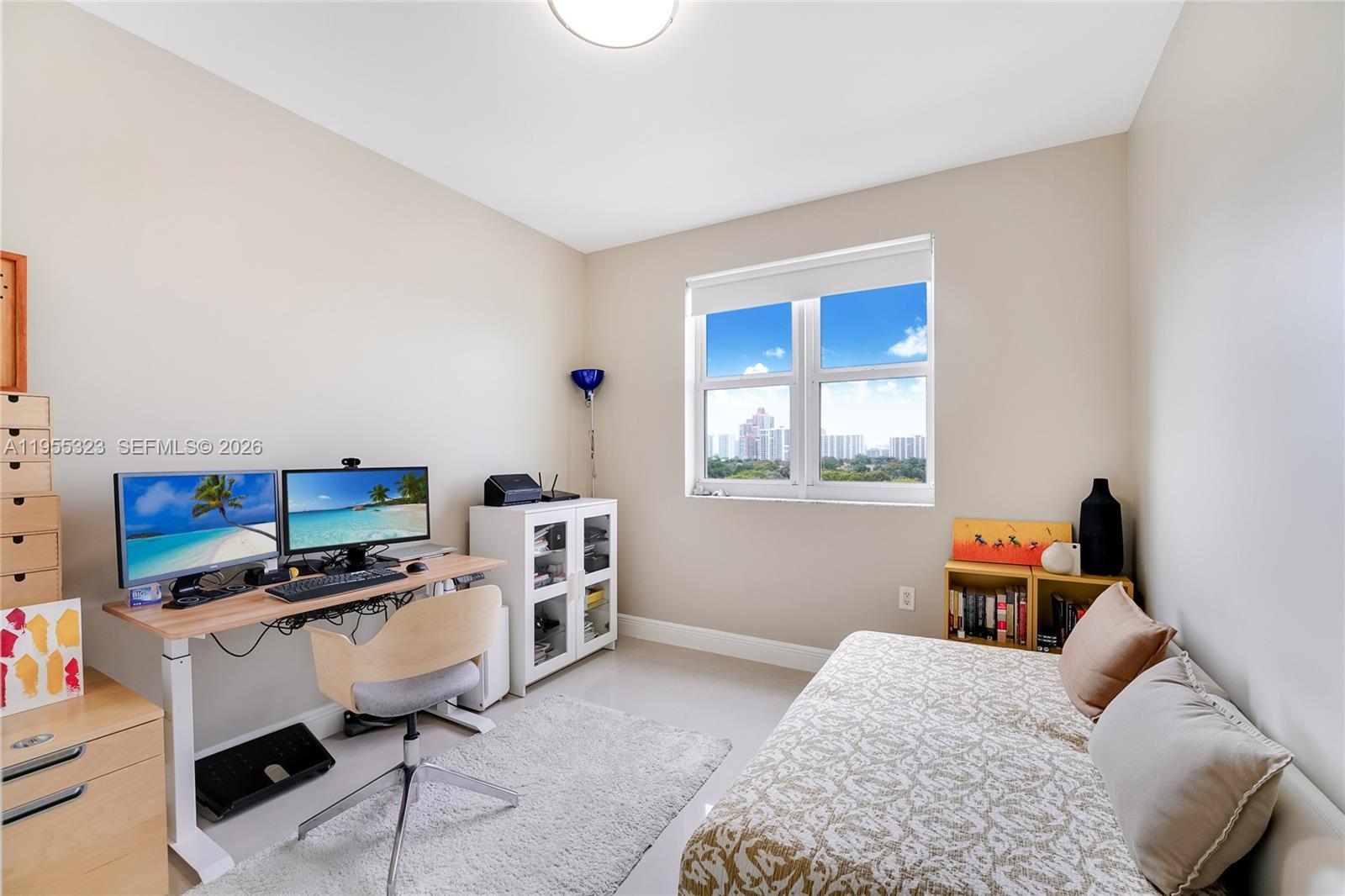 19900 E Country Club Dr #702, Aventura FL 33180