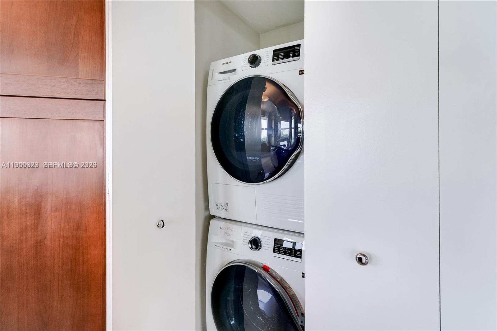 19900 E Country Club Dr #702, Aventura FL 33180