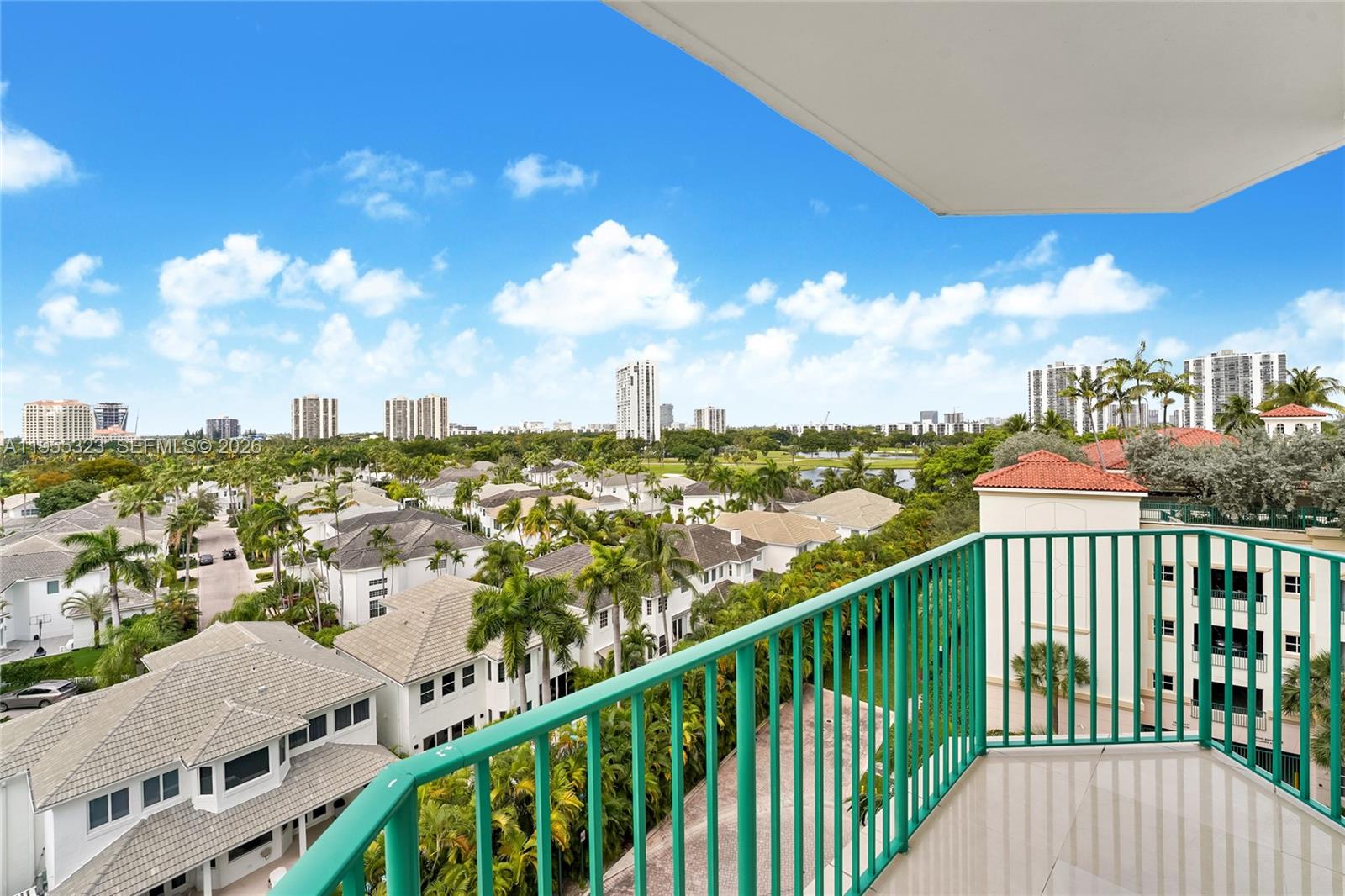 19900 E Country Club Dr #702, Aventura FL 33180