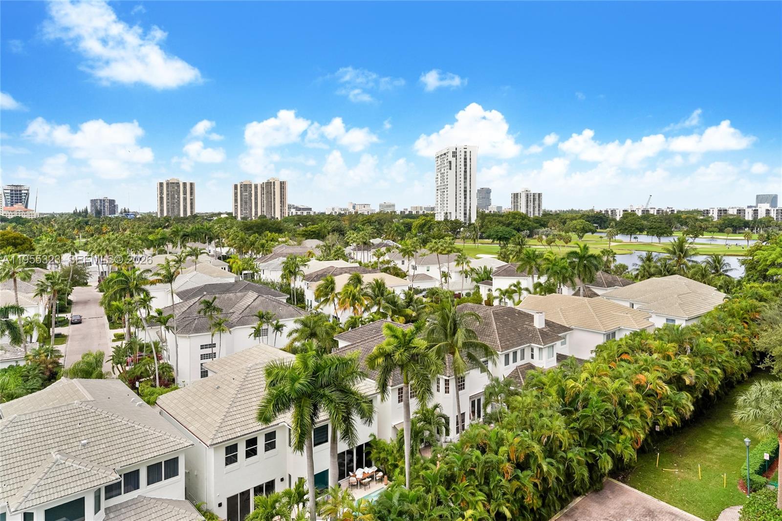 19900 E Country Club Dr #702, Aventura FL 33180