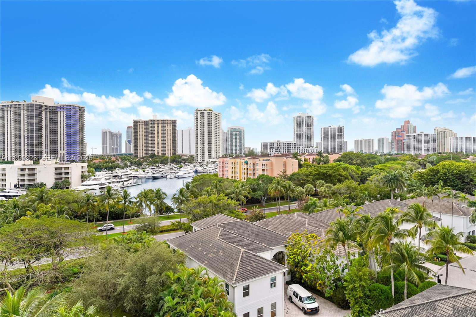 19900 E Country Club Dr #702, Aventura FL 33180