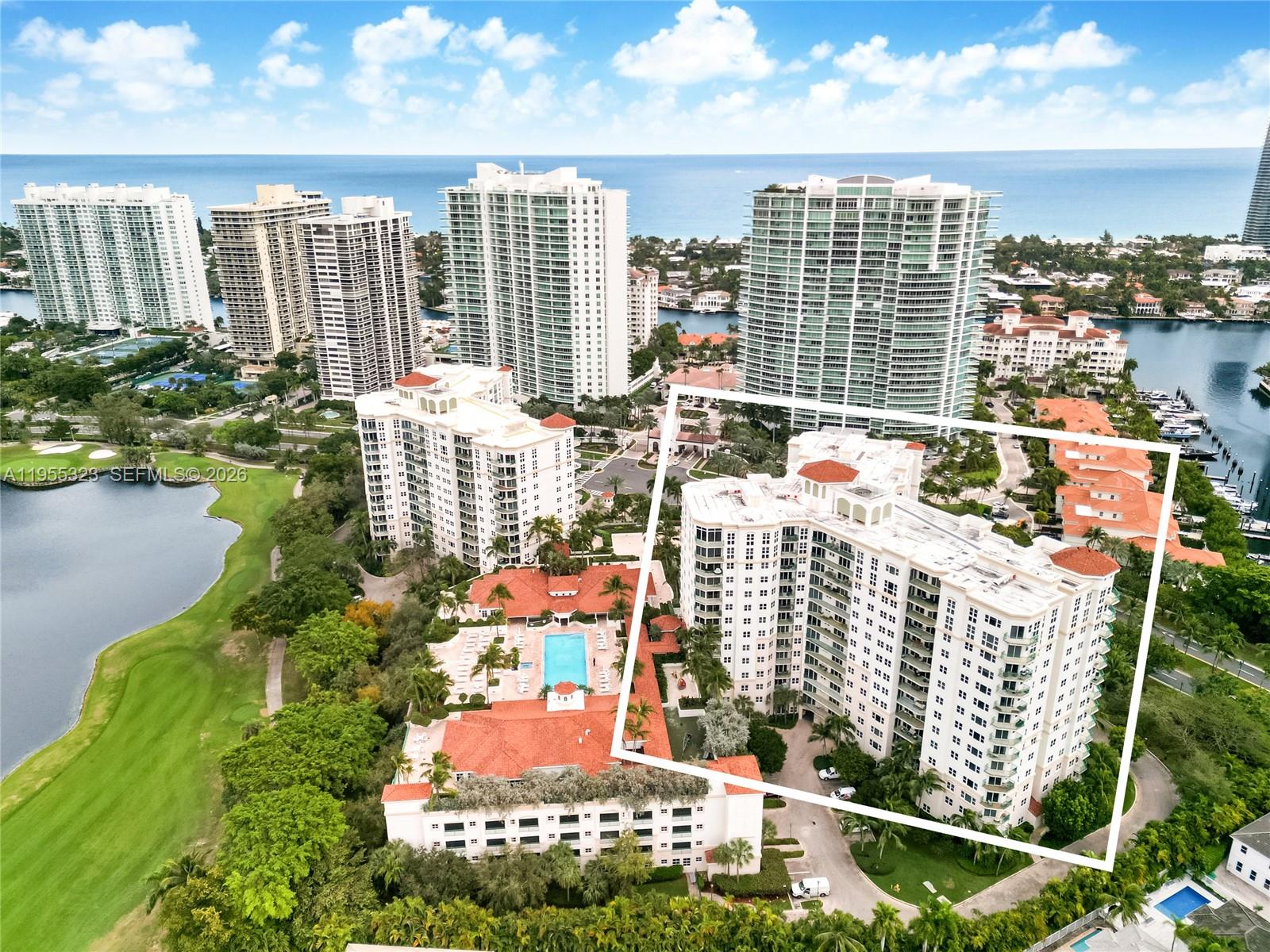 19900 E Country Club Dr #702, Aventura FL 33180