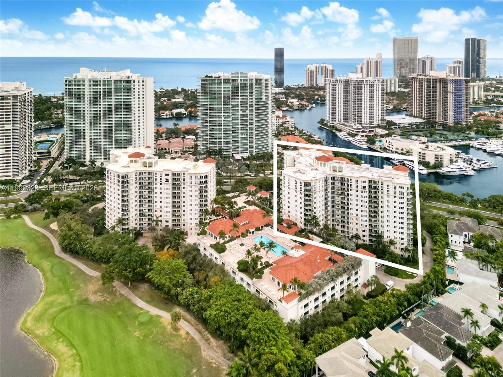 19900 E Country Club Dr #702, Aventura FL 33180