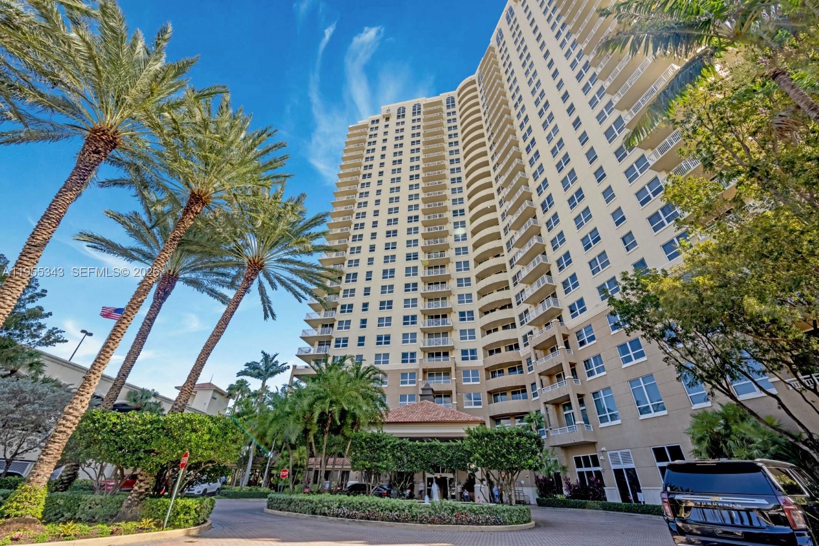 19501 W Country Club Dr #2206, Aventura FL 33180