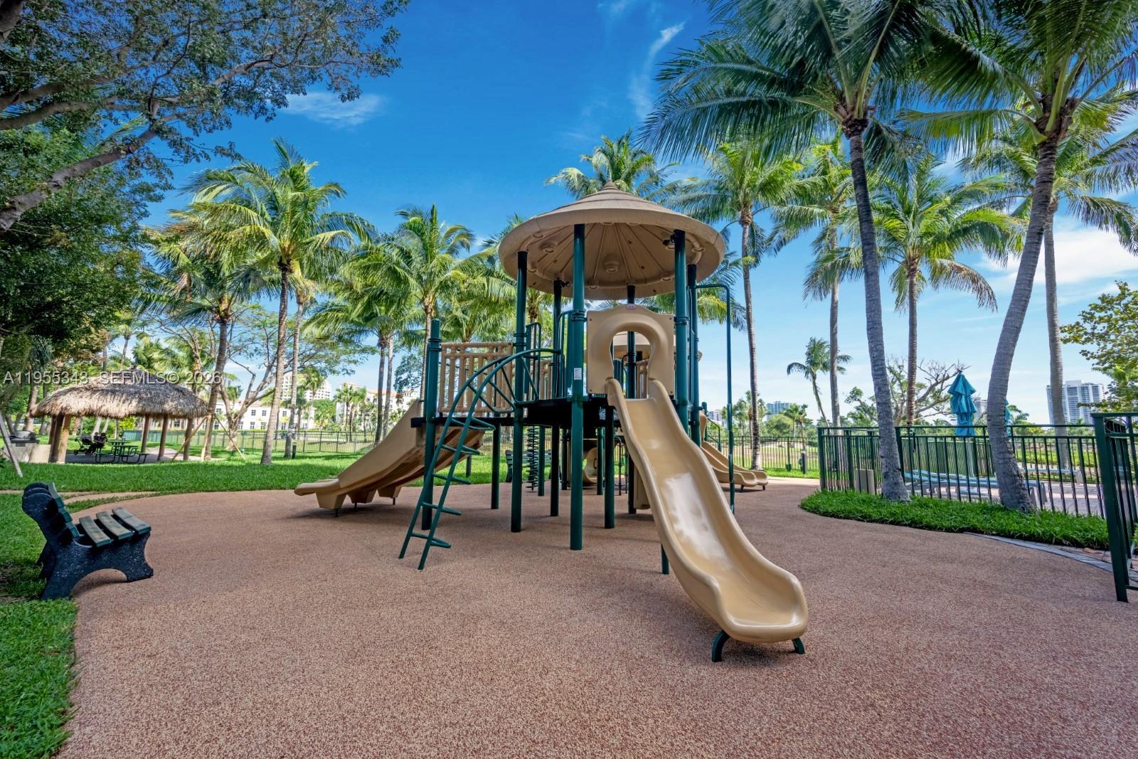 19501 W Country Club Dr #2206, Aventura FL 33180