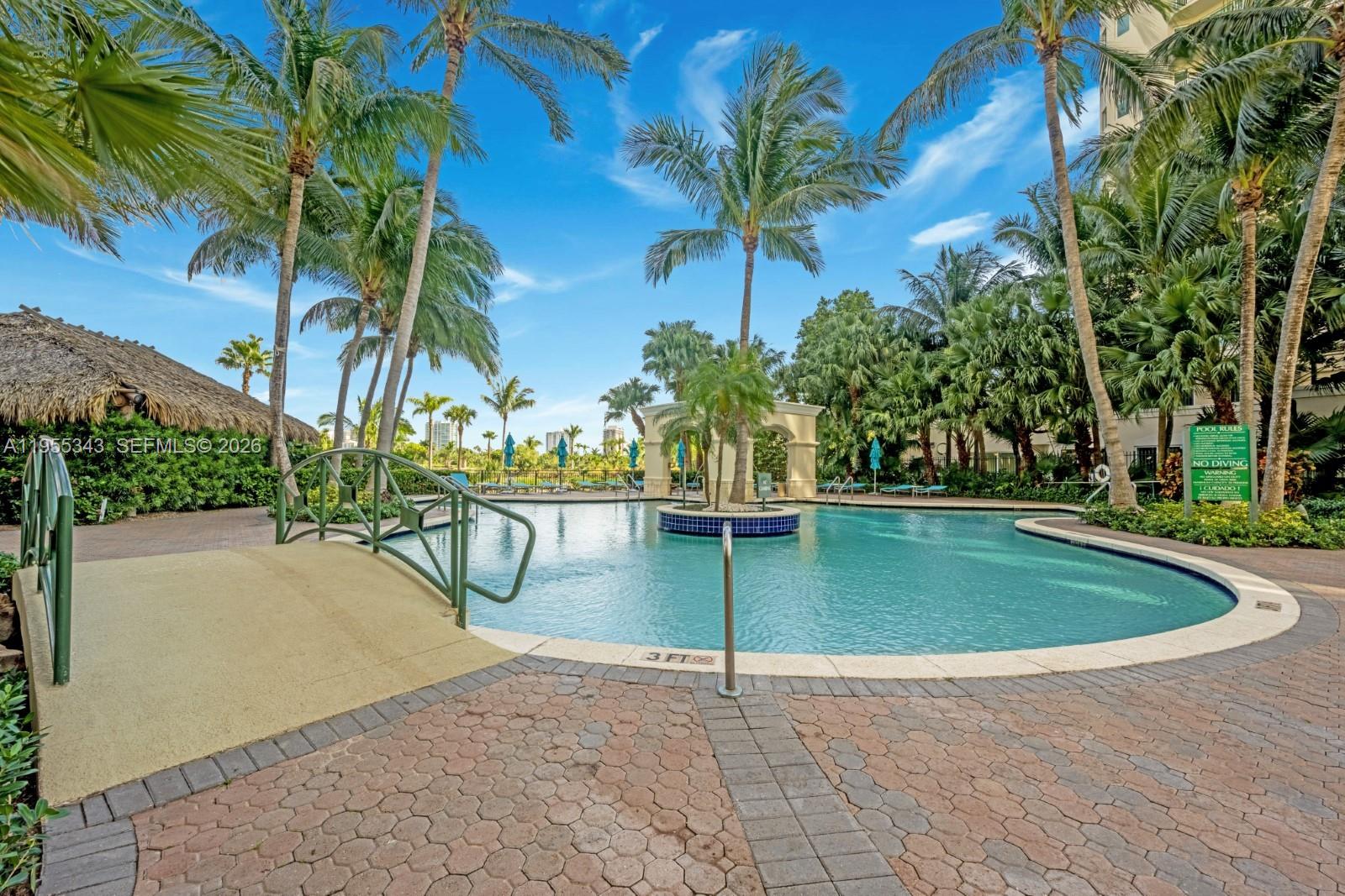 19501 W Country Club Dr #2206, Aventura FL 33180