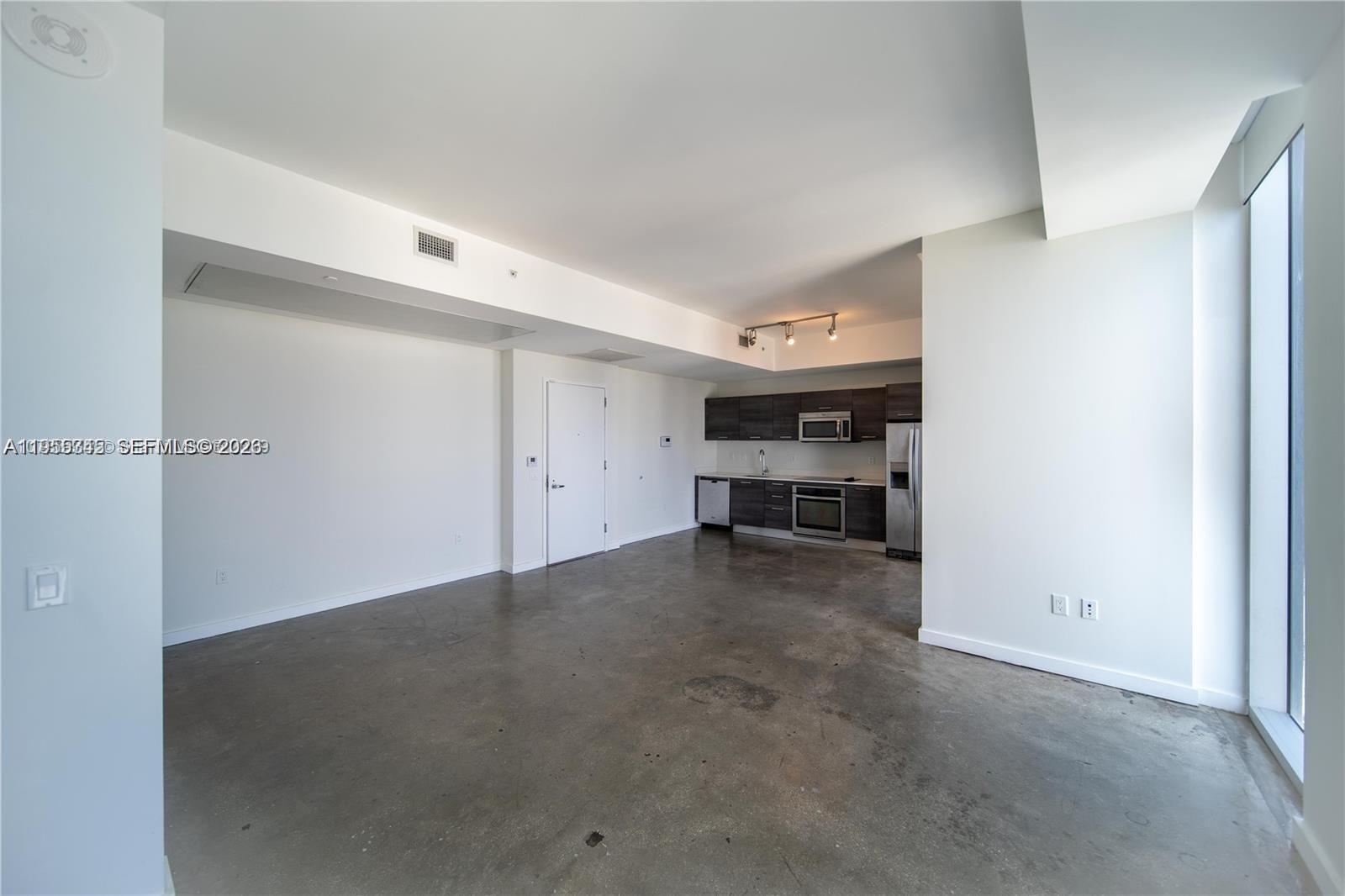 151 SE 1st St #PH08, Miami FL 33131