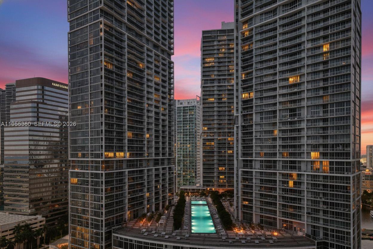 495 Brickell Ave #2206, Miami FL 33131