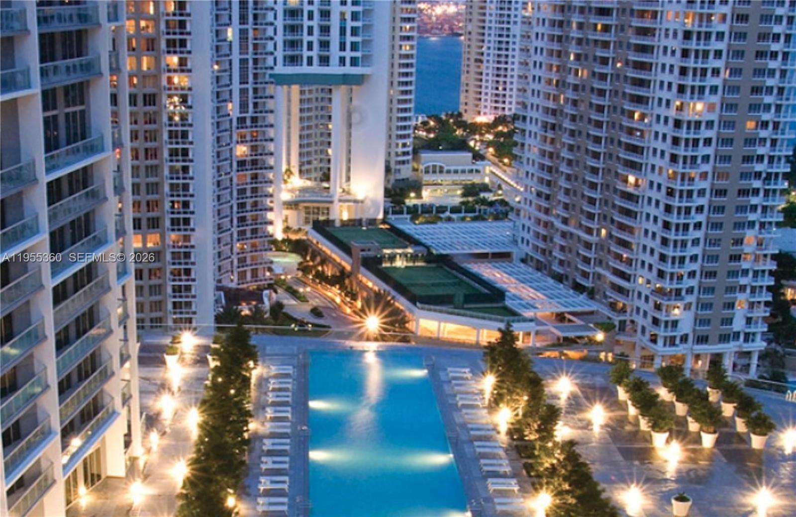 495 Brickell Ave #2206, Miami FL 33131