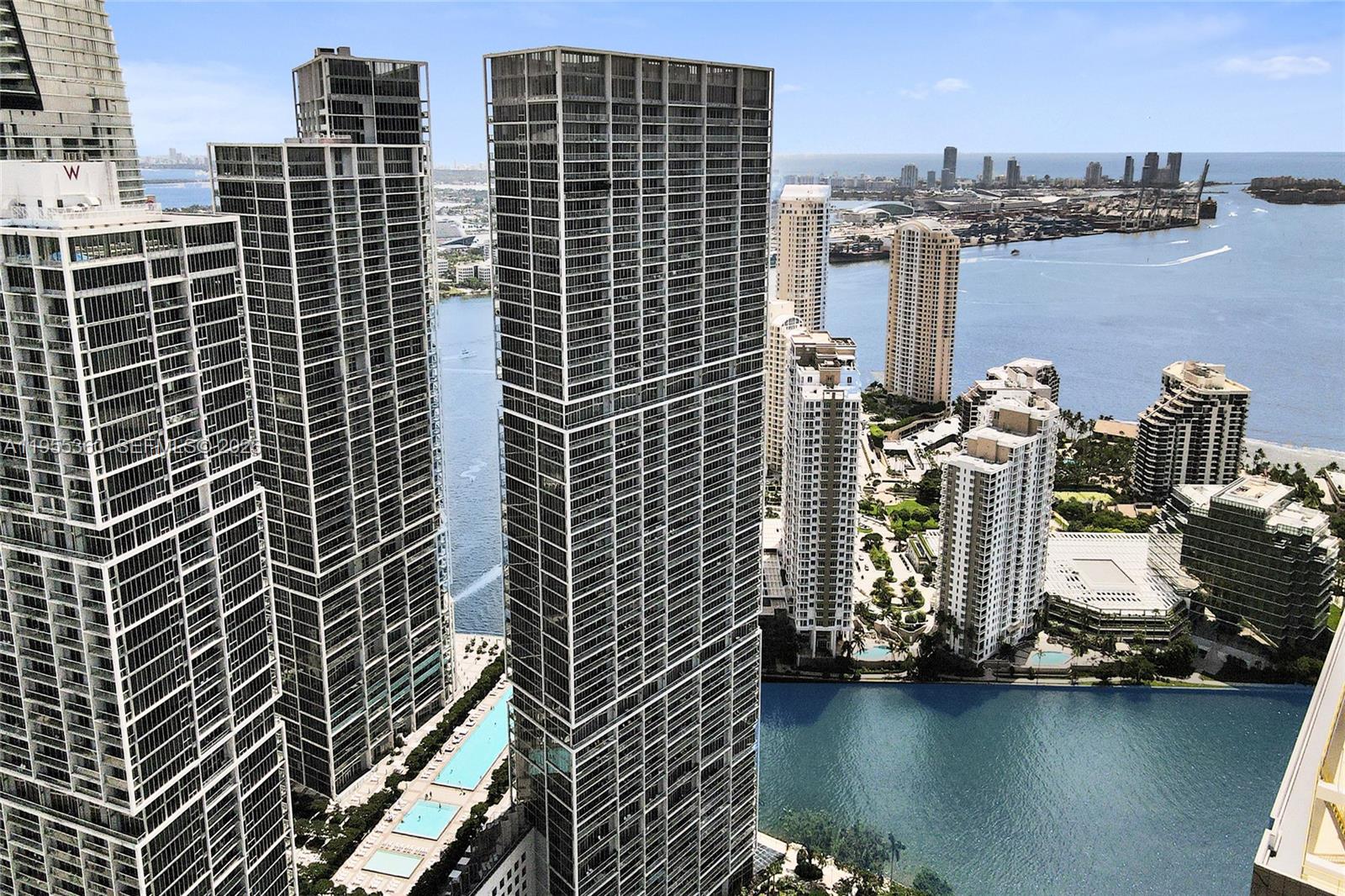 495 Brickell Ave #2206, Miami FL 33131
