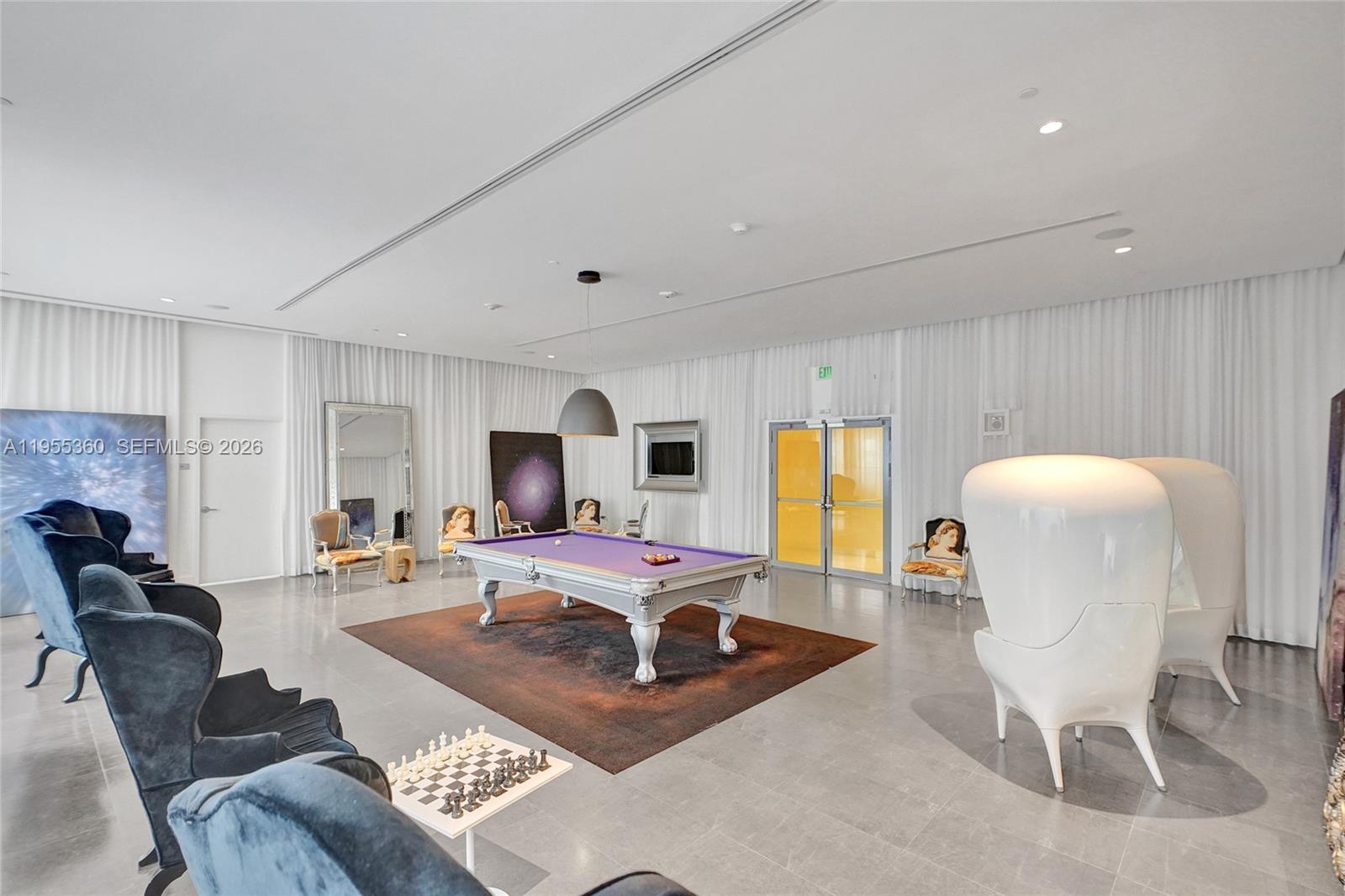 495 Brickell Ave #2206, Miami FL 33131
