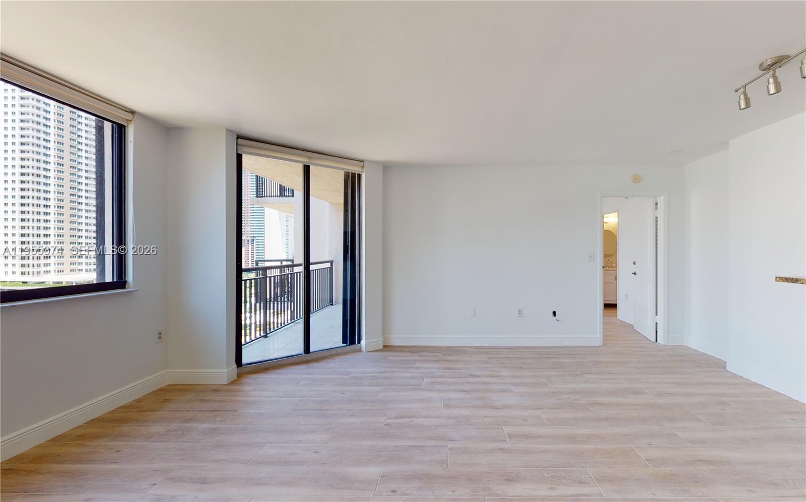 540 Brickell Key Dr #1111, Miami FL 33131