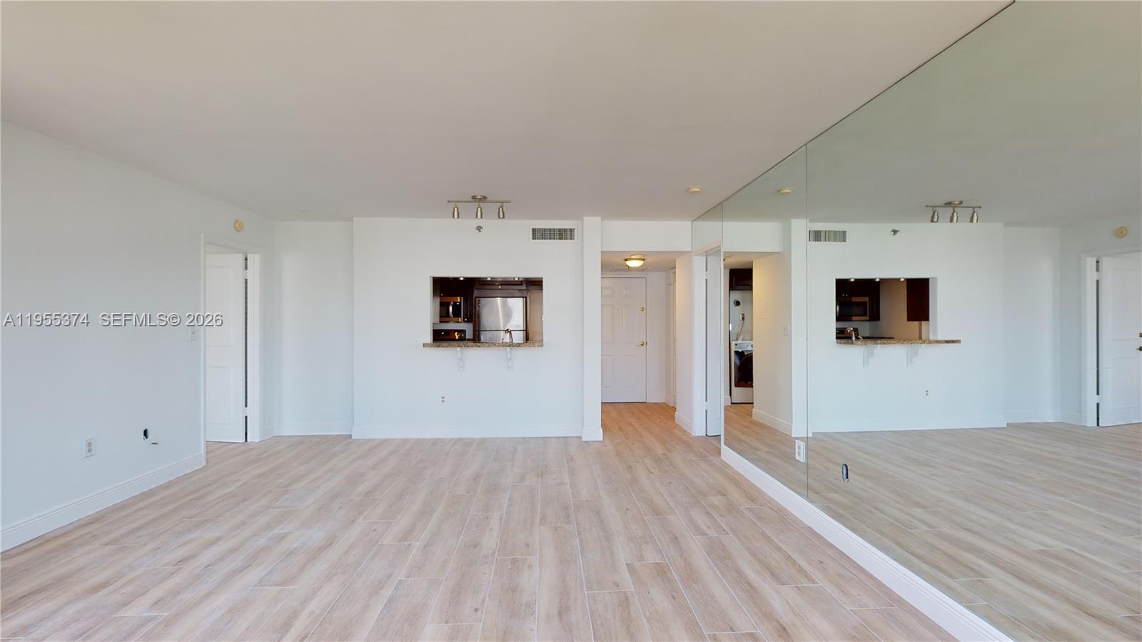 540 Brickell Key Dr #1111, Miami FL 33131