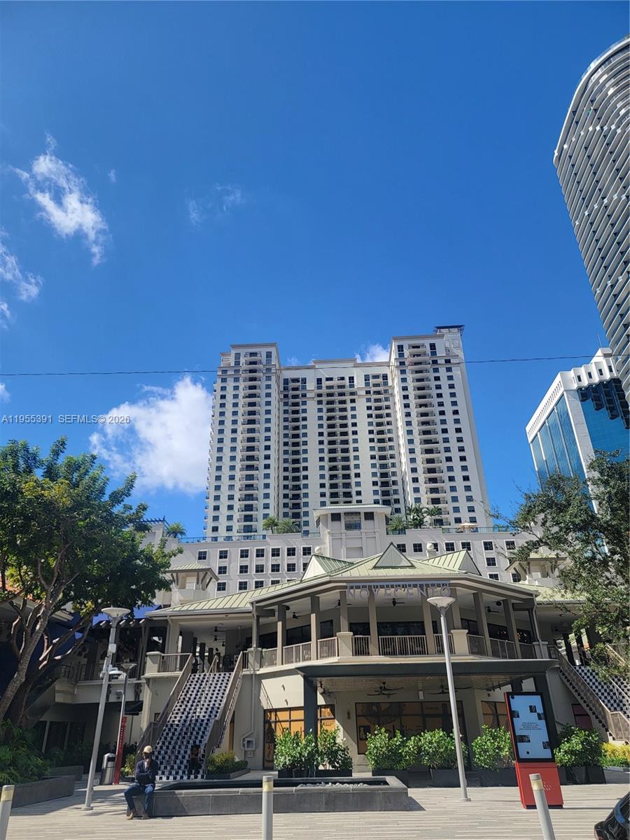 999 SW 1st Ave #2302, Miami FL 33130