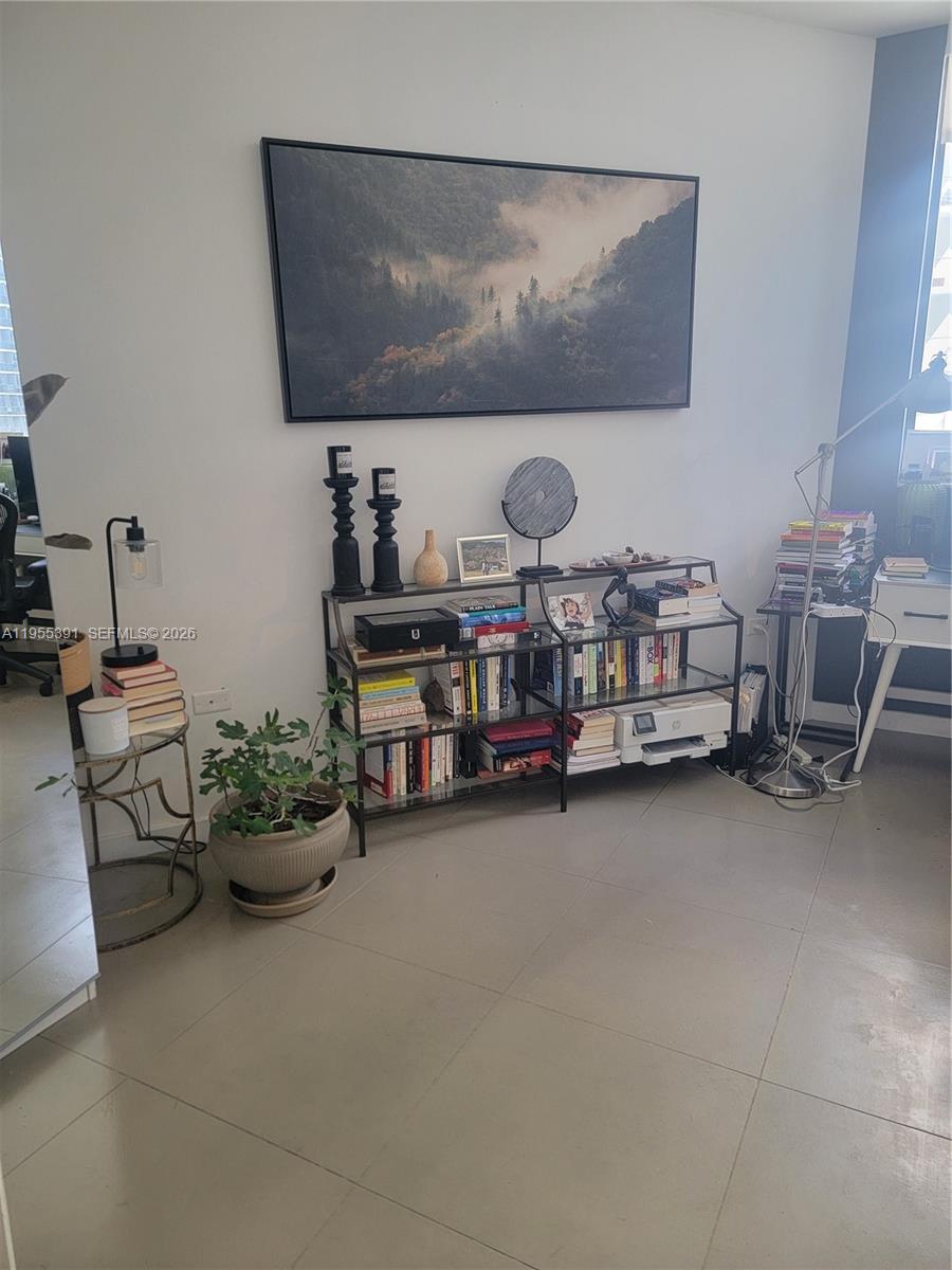 999 SW 1st Ave #2302, Miami FL 33130