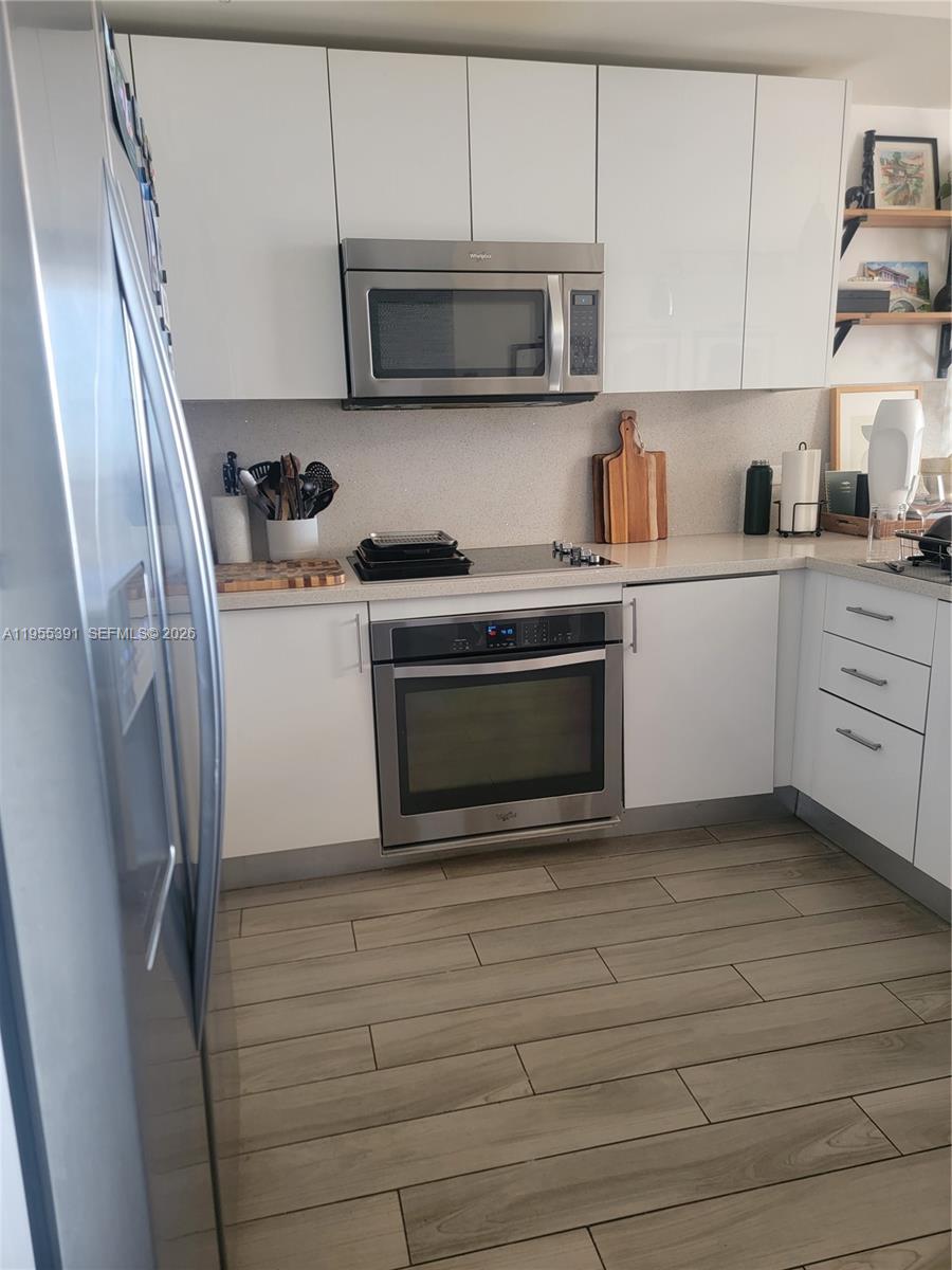 999 SW 1st Ave #2302, Miami FL 33130
